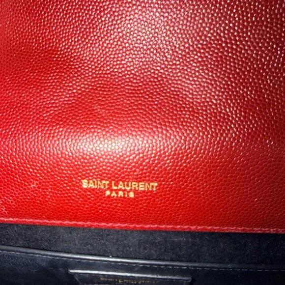 Yves Saint Laurent Envelope Scarlet Quilted Shoulder Bag Gold Chain YSL - Picture 11 of 16